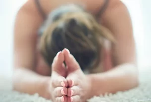 Yoga para Menopausa 7 Poses para Aliviar Sintomas Naturalmente