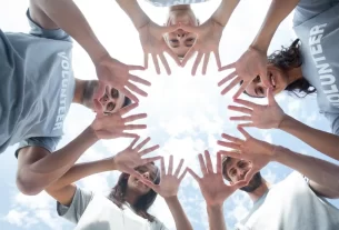 Voluntariado e Comunidade Descubra Como se Conectar a Causas e Pessoas que Fazem a Diferença