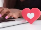 Erros Que Mulheres Acima dos 40 Devem Evitar nos Aplicativos de Relacionamento