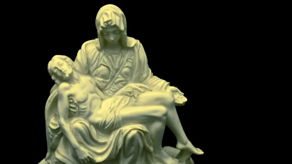 O que Maria nos ensina sobre ser mãe hoje, estátua de Pietá