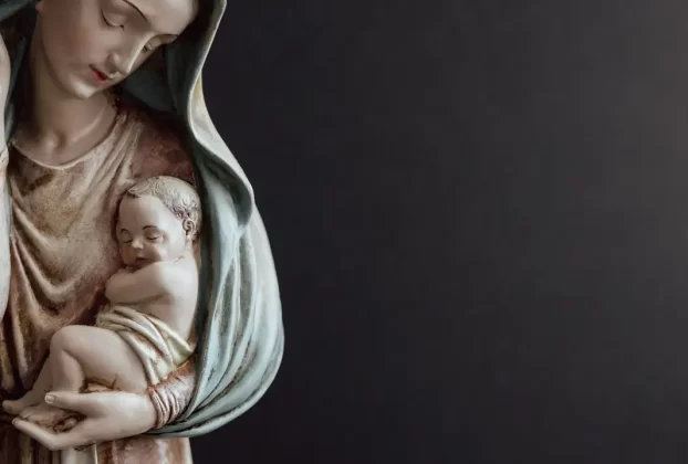 imagem de Maria com menino Jesus no colo