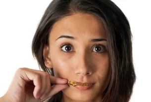 Os 7 maiores riscos do jejum intermitente