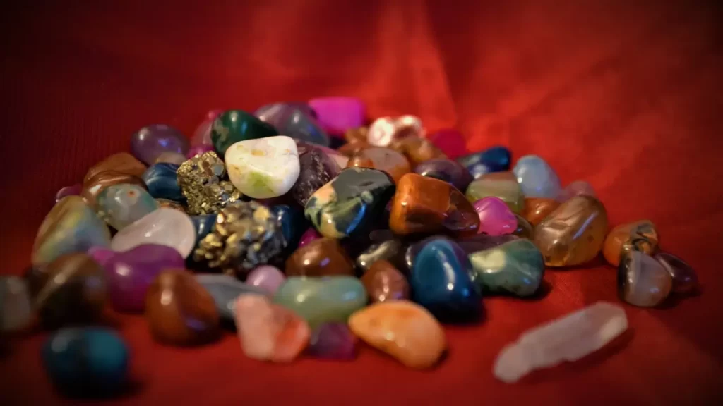 Os Cristais que Toda Mulher na Menopausa Deveria Conhecer 